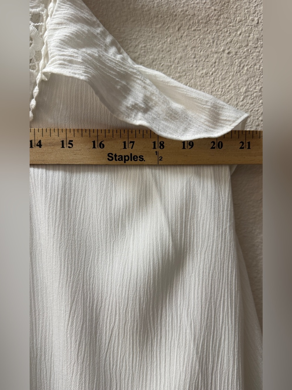 NWT BCBGMAXAZRIA White Lace Cold Shoulder Boho Dress M - Picture 9 of 14